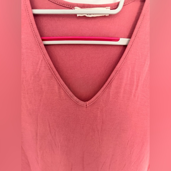 Jolie Dusty Rose Maxi T-Shirt Dress V-Neck Side Slit Made in USA Midi Dress - Picture 3 of 9